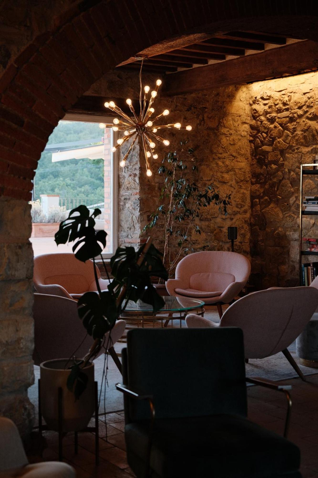 Vin Hotel - Wine Resort And Agriturismo Montieri Eksteriør bilde