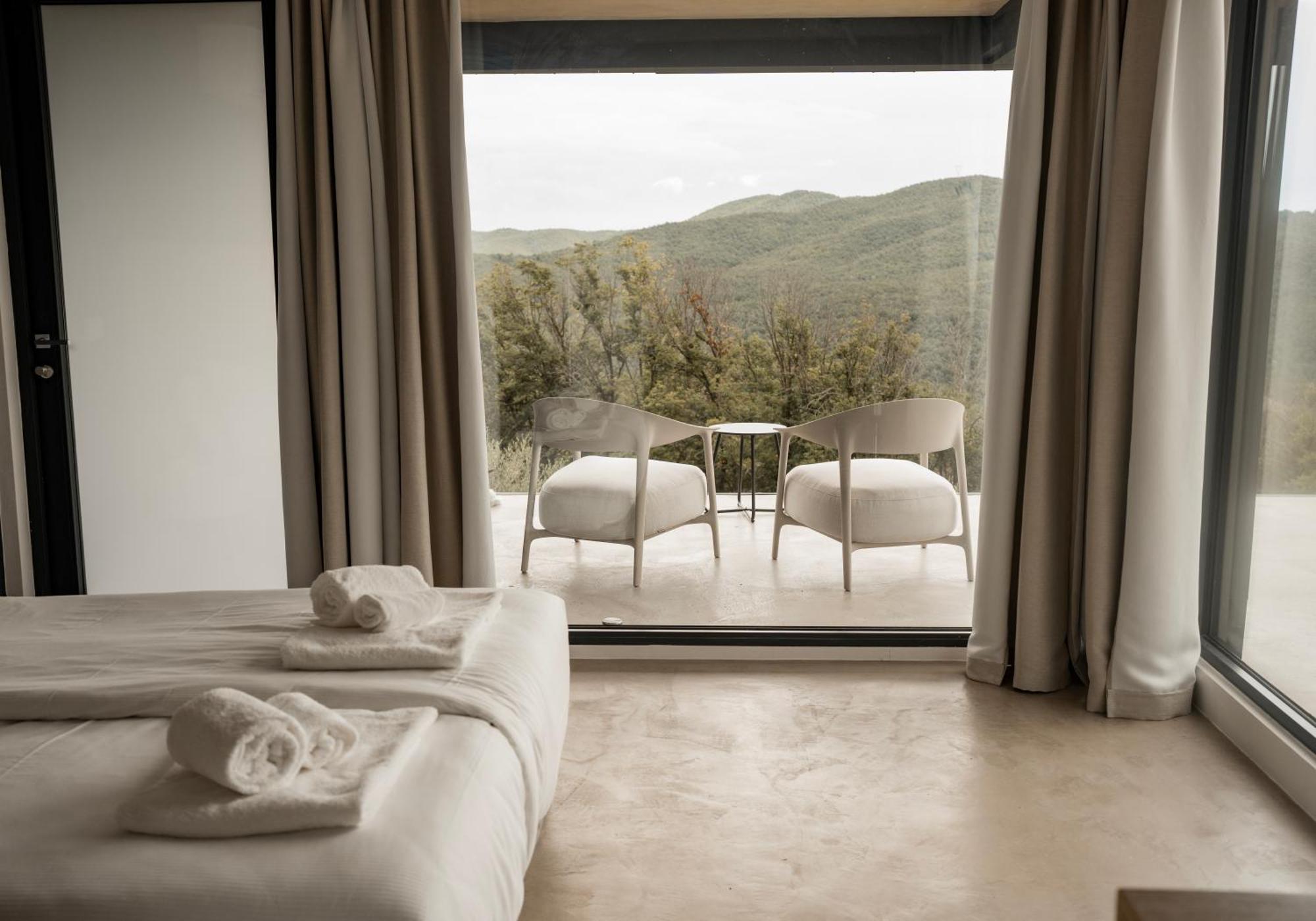 Vin Hotel - Wine Resort And Agriturismo Montieri Eksteriør bilde